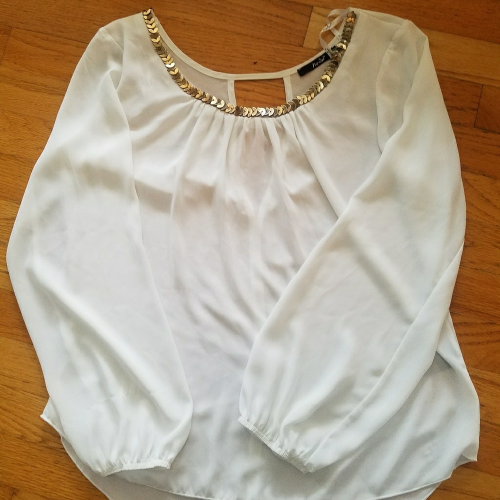 White top with gold beading around neck - Picture 1 of 2